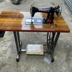 Machine à coudre industrielle Taima