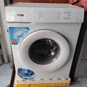 MACHINE A LAVER TITAN 7KG